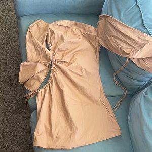 Brand New Side cut Dress (boohoo) ⏳👡🦂👜